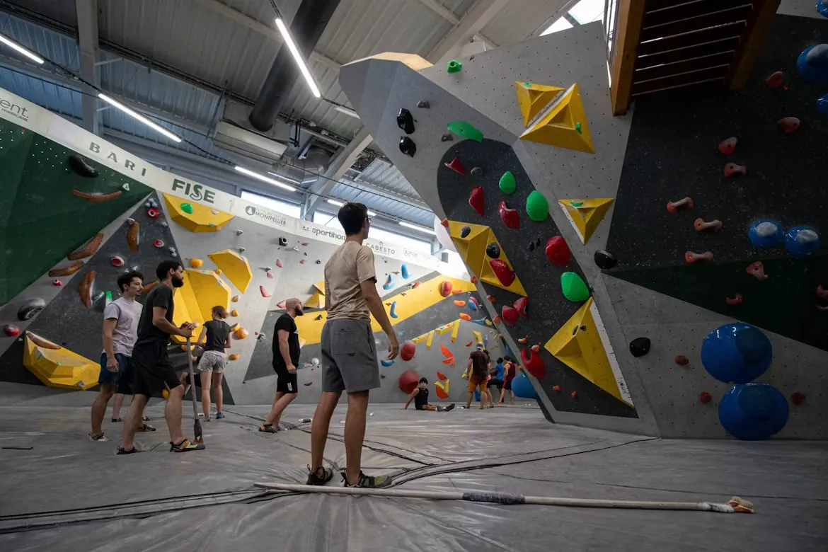 Primero el running, luego el gym... y ahora la escalada: por qué los rocódromos son los nuevos templos sociales — imagen 1