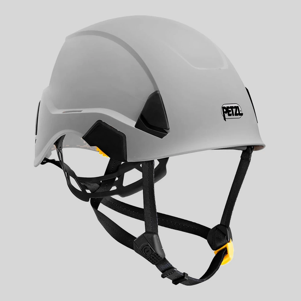 Cascos: Petzl Strato y rescate