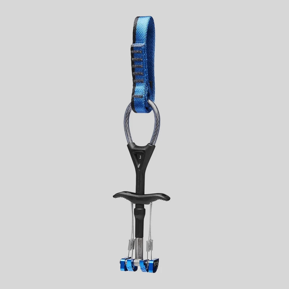 Herramienta: Black Diamond Camalot C4 friend 0.3