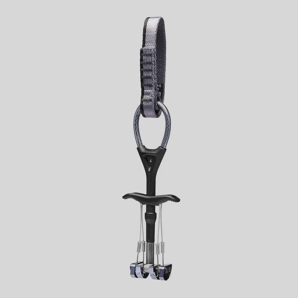 Herramienta: Black Diamond Camalot C4 friend 0.4